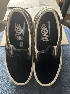 Vans Michael February Slip On’s Women’s Size 8 Suede Ultra Cush Shoes